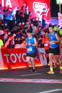 BIB: 190, 42954
                            <button type="button" onclick="openModal(21629319)" class="btn btn-primary btn-sm float-right btn-popup" data-toggle="modal" data-target=".modal-high-quality">
                        <i class="fas fa-shopping-cart"></i> Add to Cart
                    </button>
                                            <button type="button" onclick="isThisMe(21629319, true)" class="btn btn-success btn-sm float-right btn-popup btn-isme hidden" data-toggle="tooltip" data-placement="bottom" title="นี่คือรูปของคุณใช่ไหม คลิกที่นี่เพื่อเอาเข้าอัลบั้ม">
                        <i class="fas fa-plus"></i> Add to album
                    </button>
                    <button type="button" onclick="isThisMe(21629319, false)" class="btn btn-warning btn-sm float-right btn-popup btn-isnotme hidden">
                        <i class="fas fa-ban"></i> Remove from album
                    </button>