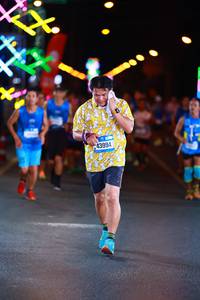 BIB: 43994
                            <button type="button" onclick="openModal(19780511)" class="btn btn-primary btn-sm float-right btn-popup" data-toggle="modal" data-target=".modal-high-quality">
                        <i class="fas fa-shopping-cart"></i> Add to Cart
                    </button>
                                            <button type="button" onclick="isThisMe(19780511, true)" class="btn btn-success btn-sm float-right btn-popup btn-isme hidden" data-toggle="tooltip" data-placement="bottom" title="นี่คือรูปของคุณใช่ไหม คลิกที่นี่เพื่อเอาเข้าอัลบั้ม">
                        <i class="fas fa-plus"></i> Add to album
                    </button>
                    <button type="button" onclick="isThisMe(19780511, false)" class="btn btn-warning btn-sm float-right btn-popup btn-isnotme hidden">
                        <i class="fas fa-ban"></i> Remove from album
                    </button>