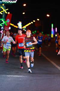 BIB: 41060
                            <button type="button" onclick="openModal(19747183)" class="btn btn-primary btn-sm float-right btn-popup" data-toggle="modal" data-target=".modal-high-quality">
                        <i class="fas fa-shopping-cart"></i> Add to Cart
                    </button>
                                            <button type="button" onclick="isThisMe(19747183, true)" class="btn btn-success btn-sm float-right btn-popup btn-isme hidden" data-toggle="tooltip" data-placement="bottom" title="นี่คือรูปของคุณใช่ไหม คลิกที่นี่เพื่อเอาเข้าอัลบั้ม">
                        <i class="fas fa-plus"></i> Add to album
                    </button>
                    <button type="button" onclick="isThisMe(19747183, false)" class="btn btn-warning btn-sm float-right btn-popup btn-isnotme hidden">
                        <i class="fas fa-ban"></i> Remove from album
                    </button>