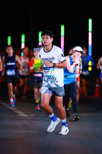 BIB: 41773
                            <button type="button" onclick="openModal(19779271)" class="btn btn-primary btn-sm float-right btn-popup" data-toggle="modal" data-target=".modal-high-quality">
                        <i class="fas fa-shopping-cart"></i> Add to Cart
                    </button>
                                            <button type="button" onclick="isThisMe(19779271, true)" class="btn btn-success btn-sm float-right btn-popup btn-isme hidden" data-toggle="tooltip" data-placement="bottom" title="นี่คือรูปของคุณใช่ไหม คลิกที่นี่เพื่อเอาเข้าอัลบั้ม">
                        <i class="fas fa-plus"></i> Add to album
                    </button>
                    <button type="button" onclick="isThisMe(19779271, false)" class="btn btn-warning btn-sm float-right btn-popup btn-isnotme hidden">
                        <i class="fas fa-ban"></i> Remove from album
                    </button>