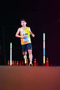 BIB: 42532
                            <button type="button" onclick="openModal(19698954)" class="btn btn-primary btn-sm float-right btn-popup" data-toggle="modal" data-target=".modal-high-quality">
                        <i class="fas fa-shopping-cart"></i> Add to Cart
                    </button>
                                            <button type="button" onclick="isThisMe(19698954, true)" class="btn btn-success btn-sm float-right btn-popup btn-isme hidden" data-toggle="tooltip" data-placement="bottom" title="นี่คือรูปของคุณใช่ไหม คลิกที่นี่เพื่อเอาเข้าอัลบั้ม">
                        <i class="fas fa-plus"></i> Add to album
                    </button>
                    <button type="button" onclick="isThisMe(19698954, false)" class="btn btn-warning btn-sm float-right btn-popup btn-isnotme hidden">
                        <i class="fas fa-ban"></i> Remove from album
                    </button>