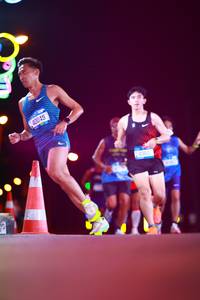 BIB: 1096
                            <button type="button" onclick="openModal(19705564)" class="btn btn-primary btn-sm float-right btn-popup" data-toggle="modal" data-target=".modal-high-quality">
                        <i class="fas fa-shopping-cart"></i> Add to Cart
                    </button>
                                            <button type="button" onclick="isThisMe(19705564, true)" class="btn btn-success btn-sm float-right btn-popup btn-isme hidden" data-toggle="tooltip" data-placement="bottom" title="นี่คือรูปของคุณใช่ไหม คลิกที่นี่เพื่อเอาเข้าอัลบั้ม">
                        <i class="fas fa-plus"></i> Add to album
                    </button>
                    <button type="button" onclick="isThisMe(19705564, false)" class="btn btn-warning btn-sm float-right btn-popup btn-isnotme hidden">
                        <i class="fas fa-ban"></i> Remove from album
                    </button>