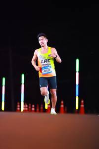 BIB: 4032, 42532
                            <button type="button" onclick="openModal(19698964)" class="btn btn-primary btn-sm float-right btn-popup" data-toggle="modal" data-target=".modal-high-quality">
                        <i class="fas fa-shopping-cart"></i> Add to Cart
                    </button>
                                            <button type="button" onclick="isThisMe(19698964, true)" class="btn btn-success btn-sm float-right btn-popup btn-isme hidden" data-toggle="tooltip" data-placement="bottom" title="นี่คือรูปของคุณใช่ไหม คลิกที่นี่เพื่อเอาเข้าอัลบั้ม">
                        <i class="fas fa-plus"></i> Add to album
                    </button>
                    <button type="button" onclick="isThisMe(19698964, false)" class="btn btn-warning btn-sm float-right btn-popup btn-isnotme hidden">
                        <i class="fas fa-ban"></i> Remove from album
                    </button>