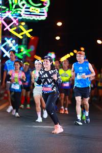 BIB: 069
                            <button type="button" onclick="openModal(19785340)" class="btn btn-primary btn-sm float-right btn-popup" data-toggle="modal" data-target=".modal-high-quality">
                        <i class="fas fa-shopping-cart"></i> Add to Cart
                    </button>
                                            <button type="button" onclick="isThisMe(19785340, true)" class="btn btn-success btn-sm float-right btn-popup btn-isme hidden" data-toggle="tooltip" data-placement="bottom" title="นี่คือรูปของคุณใช่ไหม คลิกที่นี่เพื่อเอาเข้าอัลบั้ม">
                        <i class="fas fa-plus"></i> Add to album
                    </button>
                    <button type="button" onclick="isThisMe(19785340, false)" class="btn btn-warning btn-sm float-right btn-popup btn-isnotme hidden">
                        <i class="fas fa-ban"></i> Remove from album
                    </button>