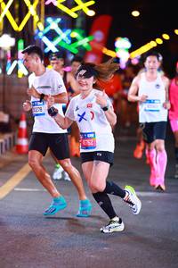 BIB: 3278
                            <button type="button" onclick="openModal(19734288)" class="btn btn-primary btn-sm float-right btn-popup" data-toggle="modal" data-target=".modal-high-quality">
                        <i class="fas fa-shopping-cart"></i> Add to Cart
                    </button>
                                            <button type="button" onclick="isThisMe(19734288, true)" class="btn btn-success btn-sm float-right btn-popup btn-isme hidden" data-toggle="tooltip" data-placement="bottom" title="นี่คือรูปของคุณใช่ไหม คลิกที่นี่เพื่อเอาเข้าอัลบั้ม">
                        <i class="fas fa-plus"></i> Add to album
                    </button>
                    <button type="button" onclick="isThisMe(19734288, false)" class="btn btn-warning btn-sm float-right btn-popup btn-isnotme hidden">
                        <i class="fas fa-ban"></i> Remove from album
                    </button>