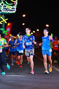 BIB: 42145, 41363
                            <button type="button" onclick="openModal(19760902)" class="btn btn-primary btn-sm float-right btn-popup" data-toggle="modal" data-target=".modal-high-quality">
                        <i class="fas fa-shopping-cart"></i> Add to Cart
                    </button>
                                            <button type="button" onclick="isThisMe(19760902, true)" class="btn btn-success btn-sm float-right btn-popup btn-isme hidden" data-toggle="tooltip" data-placement="bottom" title="นี่คือรูปของคุณใช่ไหม คลิกที่นี่เพื่อเอาเข้าอัลบั้ม">
                        <i class="fas fa-plus"></i> Add to album
                    </button>
                    <button type="button" onclick="isThisMe(19760902, false)" class="btn btn-warning btn-sm float-right btn-popup btn-isnotme hidden">
                        <i class="fas fa-ban"></i> Remove from album
                    </button>