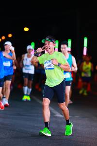 BIB: 0877
                            <button type="button" onclick="openModal(19740424)" class="btn btn-primary btn-sm float-right btn-popup" data-toggle="modal" data-target=".modal-high-quality">
                        <i class="fas fa-shopping-cart"></i> Add to Cart
                    </button>
                                            <button type="button" onclick="isThisMe(19740424, true)" class="btn btn-success btn-sm float-right btn-popup btn-isme hidden" data-toggle="tooltip" data-placement="bottom" title="นี่คือรูปของคุณใช่ไหม คลิกที่นี่เพื่อเอาเข้าอัลบั้ม">
                        <i class="fas fa-plus"></i> Add to album
                    </button>
                    <button type="button" onclick="isThisMe(19740424, false)" class="btn btn-warning btn-sm float-right btn-popup btn-isnotme hidden">
                        <i class="fas fa-ban"></i> Remove from album
                    </button>