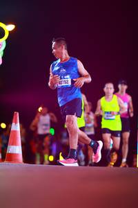 BIB: 260
                            <button type="button" onclick="openModal(19713107)" class="btn btn-primary btn-sm float-right btn-popup" data-toggle="modal" data-target=".modal-high-quality">
                        <i class="fas fa-shopping-cart"></i> Add to Cart
                    </button>
                                            <button type="button" onclick="isThisMe(19713107, true)" class="btn btn-success btn-sm float-right btn-popup btn-isme hidden" data-toggle="tooltip" data-placement="bottom" title="นี่คือรูปของคุณใช่ไหม คลิกที่นี่เพื่อเอาเข้าอัลบั้ม">
                        <i class="fas fa-plus"></i> Add to album
                    </button>
                    <button type="button" onclick="isThisMe(19713107, false)" class="btn btn-warning btn-sm float-right btn-popup btn-isnotme hidden">
                        <i class="fas fa-ban"></i> Remove from album
                    </button>