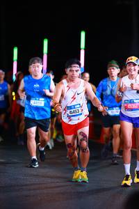 BIB: 2185, 41453
                            <button type="button" onclick="openModal(19779676)" class="btn btn-primary btn-sm float-right btn-popup" data-toggle="modal" data-target=".modal-high-quality">
                        <i class="fas fa-shopping-cart"></i> Add to Cart
                    </button>
                                            <button type="button" onclick="isThisMe(19779676, true)" class="btn btn-success btn-sm float-right btn-popup btn-isme hidden" data-toggle="tooltip" data-placement="bottom" title="นี่คือรูปของคุณใช่ไหม คลิกที่นี่เพื่อเอาเข้าอัลบั้ม">
                        <i class="fas fa-plus"></i> Add to album
                    </button>
                    <button type="button" onclick="isThisMe(19779676, false)" class="btn btn-warning btn-sm float-right btn-popup btn-isnotme hidden">
                        <i class="fas fa-ban"></i> Remove from album
                    </button>