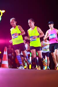 BIB: 4104, 4098, 9291
                            <button type="button" onclick="openModal(19713364)" class="btn btn-primary btn-sm float-right btn-popup" data-toggle="modal" data-target=".modal-high-quality">
                        <i class="fas fa-shopping-cart"></i> Add to Cart
                    </button>
                                            <button type="button" onclick="isThisMe(19713364, true)" class="btn btn-success btn-sm float-right btn-popup btn-isme hidden" data-toggle="tooltip" data-placement="bottom" title="นี่คือรูปของคุณใช่ไหม คลิกที่นี่เพื่อเอาเข้าอัลบั้ม">
                        <i class="fas fa-plus"></i> Add to album
                    </button>
                    <button type="button" onclick="isThisMe(19713364, false)" class="btn btn-warning btn-sm float-right btn-popup btn-isnotme hidden">
                        <i class="fas fa-ban"></i> Remove from album
                    </button>