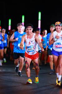 BIB: 41453, 45312
                            <button type="button" onclick="openModal(19779973)" class="btn btn-primary btn-sm float-right btn-popup" data-toggle="modal" data-target=".modal-high-quality">
                        <i class="fas fa-shopping-cart"></i> Add to Cart
                    </button>
                                            <button type="button" onclick="isThisMe(19779973, true)" class="btn btn-success btn-sm float-right btn-popup btn-isme hidden" data-toggle="tooltip" data-placement="bottom" title="นี่คือรูปของคุณใช่ไหม คลิกที่นี่เพื่อเอาเข้าอัลบั้ม">
                        <i class="fas fa-plus"></i> Add to album
                    </button>
                    <button type="button" onclick="isThisMe(19779973, false)" class="btn btn-warning btn-sm float-right btn-popup btn-isnotme hidden">
                        <i class="fas fa-ban"></i> Remove from album
                    </button>