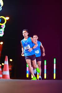 BIB: 41125, 1624
                            <button type="button" onclick="openModal(19700693)" class="btn btn-primary btn-sm float-right btn-popup" data-toggle="modal" data-target=".modal-high-quality">
                        <i class="fas fa-shopping-cart"></i> Add to Cart
                    </button>
                                            <button type="button" onclick="isThisMe(19700693, true)" class="btn btn-success btn-sm float-right btn-popup btn-isme hidden" data-toggle="tooltip" data-placement="bottom" title="นี่คือรูปของคุณใช่ไหม คลิกที่นี่เพื่อเอาเข้าอัลบั้ม">
                        <i class="fas fa-plus"></i> Add to album
                    </button>
                    <button type="button" onclick="isThisMe(19700693, false)" class="btn btn-warning btn-sm float-right btn-popup btn-isnotme hidden">
                        <i class="fas fa-ban"></i> Remove from album
                    </button>