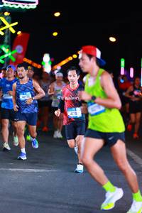 BIB: 100, 42776, 4179
                            <button type="button" onclick="openModal(19763272)" class="btn btn-primary btn-sm float-right btn-popup" data-toggle="modal" data-target=".modal-high-quality">
                        <i class="fas fa-shopping-cart"></i> Add to Cart
                    </button>
                                            <button type="button" onclick="isThisMe(19763272, true)" class="btn btn-success btn-sm float-right btn-popup btn-isme hidden" data-toggle="tooltip" data-placement="bottom" title="นี่คือรูปของคุณใช่ไหม คลิกที่นี่เพื่อเอาเข้าอัลบั้ม">
                        <i class="fas fa-plus"></i> Add to album
                    </button>
                    <button type="button" onclick="isThisMe(19763272, false)" class="btn btn-warning btn-sm float-right btn-popup btn-isnotme hidden">
                        <i class="fas fa-ban"></i> Remove from album
                    </button>