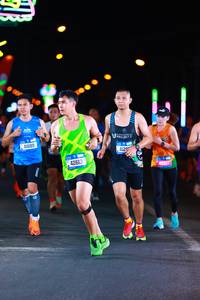 BIB: 41689, 42613, 4129
                            <button type="button" onclick="openModal(19708566)" class="btn btn-primary btn-sm float-right btn-popup" data-toggle="modal" data-target=".modal-high-quality">
                        <i class="fas fa-shopping-cart"></i> Add to Cart
                    </button>
                                            <button type="button" onclick="isThisMe(19708566, true)" class="btn btn-success btn-sm float-right btn-popup btn-isme hidden" data-toggle="tooltip" data-placement="bottom" title="นี่คือรูปของคุณใช่ไหม คลิกที่นี่เพื่อเอาเข้าอัลบั้ม">
                        <i class="fas fa-plus"></i> Add to album
                    </button>
                    <button type="button" onclick="isThisMe(19708566, false)" class="btn btn-warning btn-sm float-right btn-popup btn-isnotme hidden">
                        <i class="fas fa-ban"></i> Remove from album
                    </button>