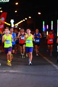 BIB: 40025, 40279
                            <button type="button" onclick="openModal(19754228)" class="btn btn-primary btn-sm float-right btn-popup" data-toggle="modal" data-target=".modal-high-quality">
                        <i class="fas fa-shopping-cart"></i> Add to Cart
                    </button>
                                            <button type="button" onclick="isThisMe(19754228, true)" class="btn btn-success btn-sm float-right btn-popup btn-isme hidden" data-toggle="tooltip" data-placement="bottom" title="นี่คือรูปของคุณใช่ไหม คลิกที่นี่เพื่อเอาเข้าอัลบั้ม">
                        <i class="fas fa-plus"></i> Add to album
                    </button>
                    <button type="button" onclick="isThisMe(19754228, false)" class="btn btn-warning btn-sm float-right btn-popup btn-isnotme hidden">
                        <i class="fas fa-ban"></i> Remove from album
                    </button>