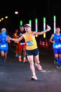 BIB: 40705
                            <button type="button" onclick="openModal(19729160)" class="btn btn-primary btn-sm float-right btn-popup" data-toggle="modal" data-target=".modal-high-quality">
                        <i class="fas fa-shopping-cart"></i> Add to Cart
                    </button>
                                            <button type="button" onclick="isThisMe(19729160, true)" class="btn btn-success btn-sm float-right btn-popup btn-isme hidden" data-toggle="tooltip" data-placement="bottom" title="นี่คือรูปของคุณใช่ไหม คลิกที่นี่เพื่อเอาเข้าอัลบั้ม">
                        <i class="fas fa-plus"></i> Add to album
                    </button>
                    <button type="button" onclick="isThisMe(19729160, false)" class="btn btn-warning btn-sm float-right btn-popup btn-isnotme hidden">
                        <i class="fas fa-ban"></i> Remove from album
                    </button>