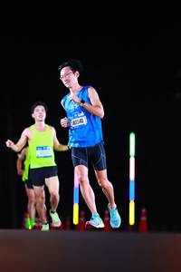 BIB: 40541
                            <button type="button" onclick="openModal(19711130)" class="btn btn-primary btn-sm float-right btn-popup" data-toggle="modal" data-target=".modal-high-quality">
                        <i class="fas fa-shopping-cart"></i> Add to Cart
                    </button>
                                            <button type="button" onclick="isThisMe(19711130, true)" class="btn btn-success btn-sm float-right btn-popup btn-isme hidden" data-toggle="tooltip" data-placement="bottom" title="นี่คือรูปของคุณใช่ไหม คลิกที่นี่เพื่อเอาเข้าอัลบั้ม">
                        <i class="fas fa-plus"></i> Add to album
                    </button>
                    <button type="button" onclick="isThisMe(19711130, false)" class="btn btn-warning btn-sm float-right btn-popup btn-isnotme hidden">
                        <i class="fas fa-ban"></i> Remove from album
                    </button>