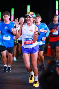 BIB: 44158, 45312
                            <button type="button" onclick="openModal(19780222)" class="btn btn-primary btn-sm float-right btn-popup" data-toggle="modal" data-target=".modal-high-quality">
                        <i class="fas fa-shopping-cart"></i> Add to Cart
                    </button>
                                            <button type="button" onclick="isThisMe(19780222, true)" class="btn btn-success btn-sm float-right btn-popup btn-isme hidden" data-toggle="tooltip" data-placement="bottom" title="นี่คือรูปของคุณใช่ไหม คลิกที่นี่เพื่อเอาเข้าอัลบั้ม">
                        <i class="fas fa-plus"></i> Add to album
                    </button>
                    <button type="button" onclick="isThisMe(19780222, false)" class="btn btn-warning btn-sm float-right btn-popup btn-isnotme hidden">
                        <i class="fas fa-ban"></i> Remove from album
                    </button>