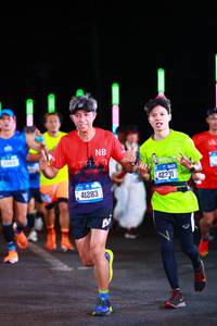 BIB: 41283, 42331
                            <button type="button" onclick="openModal(19753944)" class="btn btn-primary btn-sm float-right btn-popup" data-toggle="modal" data-target=".modal-high-quality">
                        <i class="fas fa-shopping-cart"></i> Add to Cart
                    </button>
                                            <button type="button" onclick="isThisMe(19753944, true)" class="btn btn-success btn-sm float-right btn-popup btn-isme hidden" data-toggle="tooltip" data-placement="bottom" title="นี่คือรูปของคุณใช่ไหม คลิกที่นี่เพื่อเอาเข้าอัลบั้ม">
                        <i class="fas fa-plus"></i> Add to album
                    </button>
                    <button type="button" onclick="isThisMe(19753944, false)" class="btn btn-warning btn-sm float-right btn-popup btn-isnotme hidden">
                        <i class="fas fa-ban"></i> Remove from album
                    </button>