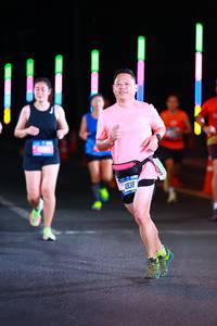 BIB: 4338
                            <button type="button" onclick="openModal(19756558)" class="btn btn-primary btn-sm float-right btn-popup" data-toggle="modal" data-target=".modal-high-quality">
                        <i class="fas fa-shopping-cart"></i> Add to Cart
                    </button>
                                            <button type="button" onclick="isThisMe(19756558, true)" class="btn btn-success btn-sm float-right btn-popup btn-isme hidden" data-toggle="tooltip" data-placement="bottom" title="นี่คือรูปของคุณใช่ไหม คลิกที่นี่เพื่อเอาเข้าอัลบั้ม">
                        <i class="fas fa-plus"></i> Add to album
                    </button>
                    <button type="button" onclick="isThisMe(19756558, false)" class="btn btn-warning btn-sm float-right btn-popup btn-isnotme hidden">
                        <i class="fas fa-ban"></i> Remove from album
                    </button>