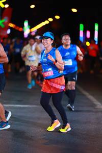 BIB: 1285
                            <button type="button" onclick="openModal(19779607)" class="btn btn-primary btn-sm float-right btn-popup" data-toggle="modal" data-target=".modal-high-quality">
                        <i class="fas fa-shopping-cart"></i> Add to Cart
                    </button>
                                            <button type="button" onclick="isThisMe(19779607, true)" class="btn btn-success btn-sm float-right btn-popup btn-isme hidden" data-toggle="tooltip" data-placement="bottom" title="นี่คือรูปของคุณใช่ไหม คลิกที่นี่เพื่อเอาเข้าอัลบั้ม">
                        <i class="fas fa-plus"></i> Add to album
                    </button>
                    <button type="button" onclick="isThisMe(19779607, false)" class="btn btn-warning btn-sm float-right btn-popup btn-isnotme hidden">
                        <i class="fas fa-ban"></i> Remove from album
                    </button>