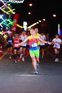 BIB: 42190
                            <button type="button" onclick="openModal(19733314)" class="btn btn-primary btn-sm float-right btn-popup" data-toggle="modal" data-target=".modal-high-quality">
                        <i class="fas fa-shopping-cart"></i> Add to Cart
                    </button>
                                            <button type="button" onclick="isThisMe(19733314, true)" class="btn btn-success btn-sm float-right btn-popup btn-isme hidden" data-toggle="tooltip" data-placement="bottom" title="นี่คือรูปของคุณใช่ไหม คลิกที่นี่เพื่อเอาเข้าอัลบั้ม">
                        <i class="fas fa-plus"></i> Add to album
                    </button>
                    <button type="button" onclick="isThisMe(19733314, false)" class="btn btn-warning btn-sm float-right btn-popup btn-isnotme hidden">
                        <i class="fas fa-ban"></i> Remove from album
                    </button>