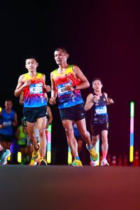 BIB: 4152, 408
                            <button type="button" onclick="openModal(19710784)" class="btn btn-primary btn-sm float-right btn-popup" data-toggle="modal" data-target=".modal-high-quality">
                        <i class="fas fa-shopping-cart"></i> Add to Cart
                    </button>
                                            <button type="button" onclick="isThisMe(19710784, true)" class="btn btn-success btn-sm float-right btn-popup btn-isme hidden" data-toggle="tooltip" data-placement="bottom" title="นี่คือรูปของคุณใช่ไหม คลิกที่นี่เพื่อเอาเข้าอัลบั้ม">
                        <i class="fas fa-plus"></i> Add to album
                    </button>
                    <button type="button" onclick="isThisMe(19710784, false)" class="btn btn-warning btn-sm float-right btn-popup btn-isnotme hidden">
                        <i class="fas fa-ban"></i> Remove from album
                    </button>