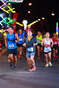 BIB: 401, 42299, 107, 40269, 40445
                            <button type="button" onclick="openModal(19753718)" class="btn btn-primary btn-sm float-right btn-popup" data-toggle="modal" data-target=".modal-high-quality">
                        <i class="fas fa-shopping-cart"></i> Add to Cart
                    </button>
                                            <button type="button" onclick="isThisMe(19753718, true)" class="btn btn-success btn-sm float-right btn-popup btn-isme hidden" data-toggle="tooltip" data-placement="bottom" title="นี่คือรูปของคุณใช่ไหม คลิกที่นี่เพื่อเอาเข้าอัลบั้ม">
                        <i class="fas fa-plus"></i> Add to album
                    </button>
                    <button type="button" onclick="isThisMe(19753718, false)" class="btn btn-warning btn-sm float-right btn-popup btn-isnotme hidden">
                        <i class="fas fa-ban"></i> Remove from album
                    </button>