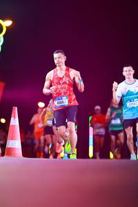 BIB: 40663, 43562
                            <button type="button" onclick="openModal(19716924)" class="btn btn-primary btn-sm float-right btn-popup" data-toggle="modal" data-target=".modal-high-quality">
                        <i class="fas fa-shopping-cart"></i> Add to Cart
                    </button>
                                            <button type="button" onclick="isThisMe(19716924, true)" class="btn btn-success btn-sm float-right btn-popup btn-isme hidden" data-toggle="tooltip" data-placement="bottom" title="นี่คือรูปของคุณใช่ไหม คลิกที่นี่เพื่อเอาเข้าอัลบั้ม">
                        <i class="fas fa-plus"></i> Add to album
                    </button>
                    <button type="button" onclick="isThisMe(19716924, false)" class="btn btn-warning btn-sm float-right btn-popup btn-isnotme hidden">
                        <i class="fas fa-ban"></i> Remove from album
                    </button>