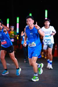 BIB: 40578, 1114
                            <button type="button" onclick="openModal(19779016)" class="btn btn-primary btn-sm float-right btn-popup" data-toggle="modal" data-target=".modal-high-quality">
                        <i class="fas fa-shopping-cart"></i> Add to Cart
                    </button>
                                            <button type="button" onclick="isThisMe(19779016, true)" class="btn btn-success btn-sm float-right btn-popup btn-isme hidden" data-toggle="tooltip" data-placement="bottom" title="นี่คือรูปของคุณใช่ไหม คลิกที่นี่เพื่อเอาเข้าอัลบั้ม">
                        <i class="fas fa-plus"></i> Add to album
                    </button>
                    <button type="button" onclick="isThisMe(19779016, false)" class="btn btn-warning btn-sm float-right btn-popup btn-isnotme hidden">
                        <i class="fas fa-ban"></i> Remove from album
                    </button>