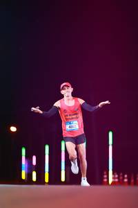 BIB: 40102
                            <button type="button" onclick="openModal(19698692)" class="btn btn-primary btn-sm float-right btn-popup" data-toggle="modal" data-target=".modal-high-quality">
                        <i class="fas fa-shopping-cart"></i> Add to Cart
                    </button>
                                            <button type="button" onclick="isThisMe(19698692, true)" class="btn btn-success btn-sm float-right btn-popup btn-isme hidden" data-toggle="tooltip" data-placement="bottom" title="นี่คือรูปของคุณใช่ไหม คลิกที่นี่เพื่อเอาเข้าอัลบั้ม">
                        <i class="fas fa-plus"></i> Add to album
                    </button>
                    <button type="button" onclick="isThisMe(19698692, false)" class="btn btn-warning btn-sm float-right btn-popup btn-isnotme hidden">
                        <i class="fas fa-ban"></i> Remove from album
                    </button>