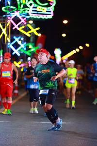 BIB: 2222, 3982
                            <button type="button" onclick="openModal(19787578)" class="btn btn-primary btn-sm float-right btn-popup" data-toggle="modal" data-target=".modal-high-quality">
                        <i class="fas fa-shopping-cart"></i> Add to Cart
                    </button>
                                            <button type="button" onclick="isThisMe(19787578, true)" class="btn btn-success btn-sm float-right btn-popup btn-isme hidden" data-toggle="tooltip" data-placement="bottom" title="นี่คือรูปของคุณใช่ไหม คลิกที่นี่เพื่อเอาเข้าอัลบั้ม">
                        <i class="fas fa-plus"></i> Add to album
                    </button>
                    <button type="button" onclick="isThisMe(19787578, false)" class="btn btn-warning btn-sm float-right btn-popup btn-isnotme hidden">
                        <i class="fas fa-ban"></i> Remove from album
                    </button>