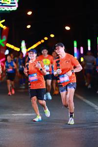 BIB: 097, 500, 28657
                            <button type="button" onclick="openModal(19850601)" class="btn btn-primary btn-sm float-right btn-popup" data-toggle="modal" data-target=".modal-high-quality">
                        <i class="fas fa-shopping-cart"></i> Add to Cart
                    </button>
                                            <button type="button" onclick="isThisMe(19850601, true)" class="btn btn-success btn-sm float-right btn-popup btn-isme hidden" data-toggle="tooltip" data-placement="bottom" title="นี่คือรูปของคุณใช่ไหม คลิกที่นี่เพื่อเอาเข้าอัลบั้ม">
                        <i class="fas fa-plus"></i> Add to album
                    </button>
                    <button type="button" onclick="isThisMe(19850601, false)" class="btn btn-warning btn-sm float-right btn-popup btn-isnotme hidden">
                        <i class="fas fa-ban"></i> Remove from album
                    </button>