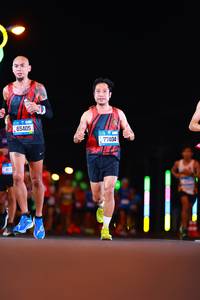 BIB: 65405, 77404
                            <button type="button" onclick="openModal(19724697)" class="btn btn-primary btn-sm float-right btn-popup" data-toggle="modal" data-target=".modal-high-quality">
                        <i class="fas fa-shopping-cart"></i> Add to Cart
                    </button>
                                            <button type="button" onclick="isThisMe(19724697, true)" class="btn btn-success btn-sm float-right btn-popup btn-isme hidden" data-toggle="tooltip" data-placement="bottom" title="นี่คือรูปของคุณใช่ไหม คลิกที่นี่เพื่อเอาเข้าอัลบั้ม">
                        <i class="fas fa-plus"></i> Add to album
                    </button>
                    <button type="button" onclick="isThisMe(19724697, false)" class="btn btn-warning btn-sm float-right btn-popup btn-isnotme hidden">
                        <i class="fas fa-ban"></i> Remove from album
                    </button>