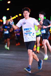 BIB: 41605
                            <button type="button" onclick="openModal(19747907)" class="btn btn-primary btn-sm float-right btn-popup" data-toggle="modal" data-target=".modal-high-quality">
                        <i class="fas fa-shopping-cart"></i> Add to Cart
                    </button>
                                            <button type="button" onclick="isThisMe(19747907, true)" class="btn btn-success btn-sm float-right btn-popup btn-isme hidden" data-toggle="tooltip" data-placement="bottom" title="นี่คือรูปของคุณใช่ไหม คลิกที่นี่เพื่อเอาเข้าอัลบั้ม">
                        <i class="fas fa-plus"></i> Add to album
                    </button>
                    <button type="button" onclick="isThisMe(19747907, false)" class="btn btn-warning btn-sm float-right btn-popup btn-isnotme hidden">
                        <i class="fas fa-ban"></i> Remove from album
                    </button>