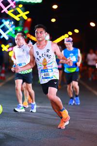 BIB: 4195
                            <button type="button" onclick="openModal(19736570)" class="btn btn-primary btn-sm float-right btn-popup" data-toggle="modal" data-target=".modal-high-quality">
                        <i class="fas fa-shopping-cart"></i> Add to Cart
                    </button>
                                            <button type="button" onclick="isThisMe(19736570, true)" class="btn btn-success btn-sm float-right btn-popup btn-isme hidden" data-toggle="tooltip" data-placement="bottom" title="นี่คือรูปของคุณใช่ไหม คลิกที่นี่เพื่อเอาเข้าอัลบั้ม">
                        <i class="fas fa-plus"></i> Add to album
                    </button>
                    <button type="button" onclick="isThisMe(19736570, false)" class="btn btn-warning btn-sm float-right btn-popup btn-isnotme hidden">
                        <i class="fas fa-ban"></i> Remove from album
                    </button>