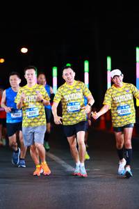 BIB: 4429, 3469, 41498, 41501, 41659
                            <button type="button" onclick="openModal(19849663)" class="btn btn-primary btn-sm float-right btn-popup" data-toggle="modal" data-target=".modal-high-quality">
                        <i class="fas fa-shopping-cart"></i> Add to Cart
                    </button>
                                            <button type="button" onclick="isThisMe(19849663, true)" class="btn btn-success btn-sm float-right btn-popup btn-isme hidden" data-toggle="tooltip" data-placement="bottom" title="นี่คือรูปของคุณใช่ไหม คลิกที่นี่เพื่อเอาเข้าอัลบั้ม">
                        <i class="fas fa-plus"></i> Add to album
                    </button>
                    <button type="button" onclick="isThisMe(19849663, false)" class="btn btn-warning btn-sm float-right btn-popup btn-isnotme hidden">
                        <i class="fas fa-ban"></i> Remove from album
                    </button>
