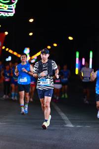 BIB: 43058, 77435
                            <button type="button" onclick="openModal(19911186)" class="btn btn-primary btn-sm float-right btn-popup" data-toggle="modal" data-target=".modal-high-quality">
                        <i class="fas fa-shopping-cart"></i> Add to Cart
                    </button>
                                            <button type="button" onclick="isThisMe(19911186, true)" class="btn btn-success btn-sm float-right btn-popup btn-isme hidden" data-toggle="tooltip" data-placement="bottom" title="นี่คือรูปของคุณใช่ไหม คลิกที่นี่เพื่อเอาเข้าอัลบั้ม">
                        <i class="fas fa-plus"></i> Add to album
                    </button>
                    <button type="button" onclick="isThisMe(19911186, false)" class="btn btn-warning btn-sm float-right btn-popup btn-isnotme hidden">
                        <i class="fas fa-ban"></i> Remove from album
                    </button>