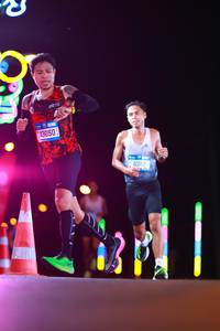 BIB: 43050, 40162
                            <button type="button" onclick="openModal(19700550)" class="btn btn-primary btn-sm float-right btn-popup" data-toggle="modal" data-target=".modal-high-quality">
                        <i class="fas fa-shopping-cart"></i> Add to Cart
                    </button>
                                            <button type="button" onclick="isThisMe(19700550, true)" class="btn btn-success btn-sm float-right btn-popup btn-isme hidden" data-toggle="tooltip" data-placement="bottom" title="นี่คือรูปของคุณใช่ไหม คลิกที่นี่เพื่อเอาเข้าอัลบั้ม">
                        <i class="fas fa-plus"></i> Add to album
                    </button>
                    <button type="button" onclick="isThisMe(19700550, false)" class="btn btn-warning btn-sm float-right btn-popup btn-isnotme hidden">
                        <i class="fas fa-ban"></i> Remove from album
                    </button>