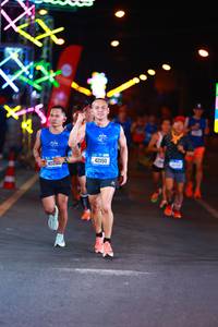 BIB: 4020, 42150
                            <button type="button" onclick="openModal(19753220)" class="btn btn-primary btn-sm float-right btn-popup" data-toggle="modal" data-target=".modal-high-quality">
                        <i class="fas fa-shopping-cart"></i> Add to Cart
                    </button>
                                            <button type="button" onclick="isThisMe(19753220, true)" class="btn btn-success btn-sm float-right btn-popup btn-isme hidden" data-toggle="tooltip" data-placement="bottom" title="นี่คือรูปของคุณใช่ไหม คลิกที่นี่เพื่อเอาเข้าอัลบั้ม">
                        <i class="fas fa-plus"></i> Add to album
                    </button>
                    <button type="button" onclick="isThisMe(19753220, false)" class="btn btn-warning btn-sm float-right btn-popup btn-isnotme hidden">
                        <i class="fas fa-ban"></i> Remove from album
                    </button>