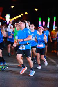 BIB: 4296
                            <button type="button" onclick="openModal(19752090)" class="btn btn-primary btn-sm float-right btn-popup" data-toggle="modal" data-target=".modal-high-quality">
                        <i class="fas fa-shopping-cart"></i> Add to Cart
                    </button>
                                            <button type="button" onclick="isThisMe(19752090, true)" class="btn btn-success btn-sm float-right btn-popup btn-isme hidden" data-toggle="tooltip" data-placement="bottom" title="นี่คือรูปของคุณใช่ไหม คลิกที่นี่เพื่อเอาเข้าอัลบั้ม">
                        <i class="fas fa-plus"></i> Add to album
                    </button>
                    <button type="button" onclick="isThisMe(19752090, false)" class="btn btn-warning btn-sm float-right btn-popup btn-isnotme hidden">
                        <i class="fas fa-ban"></i> Remove from album
                    </button>