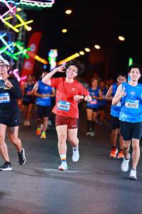 BIB: 26626, 43856, 41389
                            <button type="button" onclick="openModal(19776320)" class="btn btn-primary btn-sm float-right btn-popup" data-toggle="modal" data-target=".modal-high-quality">
                        <i class="fas fa-shopping-cart"></i> Add to Cart
                    </button>
                                            <button type="button" onclick="isThisMe(19776320, true)" class="btn btn-success btn-sm float-right btn-popup btn-isme hidden" data-toggle="tooltip" data-placement="bottom" title="นี่คือรูปของคุณใช่ไหม คลิกที่นี่เพื่อเอาเข้าอัลบั้ม">
                        <i class="fas fa-plus"></i> Add to album
                    </button>
                    <button type="button" onclick="isThisMe(19776320, false)" class="btn btn-warning btn-sm float-right btn-popup btn-isnotme hidden">
                        <i class="fas fa-ban"></i> Remove from album
                    </button>