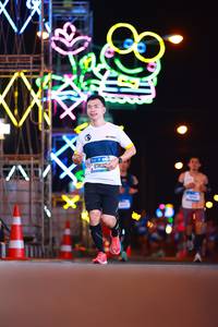 BIB: 160, 87402
                            <button type="button" onclick="openModal(19722465)" class="btn btn-primary btn-sm float-right btn-popup" data-toggle="modal" data-target=".modal-high-quality">
                        <i class="fas fa-shopping-cart"></i> Add to Cart
                    </button>
                                            <button type="button" onclick="isThisMe(19722465, true)" class="btn btn-success btn-sm float-right btn-popup btn-isme hidden" data-toggle="tooltip" data-placement="bottom" title="นี่คือรูปของคุณใช่ไหม คลิกที่นี่เพื่อเอาเข้าอัลบั้ม">
                        <i class="fas fa-plus"></i> Add to album
                    </button>
                    <button type="button" onclick="isThisMe(19722465, false)" class="btn btn-warning btn-sm float-right btn-popup btn-isnotme hidden">
                        <i class="fas fa-ban"></i> Remove from album
                    </button>