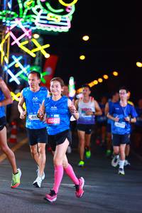 BIB: 4198, 45242
                            <button type="button" onclick="openModal(19739604)" class="btn btn-primary btn-sm float-right btn-popup" data-toggle="modal" data-target=".modal-high-quality">
                        <i class="fas fa-shopping-cart"></i> Add to Cart
                    </button>
                                            <button type="button" onclick="isThisMe(19739604, true)" class="btn btn-success btn-sm float-right btn-popup btn-isme hidden" data-toggle="tooltip" data-placement="bottom" title="นี่คือรูปของคุณใช่ไหม คลิกที่นี่เพื่อเอาเข้าอัลบั้ม">
                        <i class="fas fa-plus"></i> Add to album
                    </button>
                    <button type="button" onclick="isThisMe(19739604, false)" class="btn btn-warning btn-sm float-right btn-popup btn-isnotme hidden">
                        <i class="fas fa-ban"></i> Remove from album
                    </button>