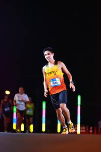 BIB: 199, 7640, 
                            <button type="button" onclick="openModal(19703065)" class="btn btn-primary btn-sm float-right btn-popup" data-toggle="modal" data-target=".modal-high-quality">
                        <i class="fas fa-shopping-cart"></i> Add to Cart
                    </button>
                                            <button type="button" onclick="isThisMe(19703065, true)" class="btn btn-success btn-sm float-right btn-popup btn-isme hidden" data-toggle="tooltip" data-placement="bottom" title="นี่คือรูปของคุณใช่ไหม คลิกที่นี่เพื่อเอาเข้าอัลบั้ม">
                        <i class="fas fa-plus"></i> Add to album
                    </button>
                    <button type="button" onclick="isThisMe(19703065, false)" class="btn btn-warning btn-sm float-right btn-popup btn-isnotme hidden">
                        <i class="fas fa-ban"></i> Remove from album
                    </button>