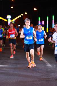 BIB: 40523, 41085, 41671
                            <button type="button" onclick="openModal(19759173)" class="btn btn-primary btn-sm float-right btn-popup" data-toggle="modal" data-target=".modal-high-quality">
                        <i class="fas fa-shopping-cart"></i> Add to Cart
                    </button>
                                            <button type="button" onclick="isThisMe(19759173, true)" class="btn btn-success btn-sm float-right btn-popup btn-isme hidden" data-toggle="tooltip" data-placement="bottom" title="นี่คือรูปของคุณใช่ไหม คลิกที่นี่เพื่อเอาเข้าอัลบั้ม">
                        <i class="fas fa-plus"></i> Add to album
                    </button>
                    <button type="button" onclick="isThisMe(19759173, false)" class="btn btn-warning btn-sm float-right btn-popup btn-isnotme hidden">
                        <i class="fas fa-ban"></i> Remove from album
                    </button>