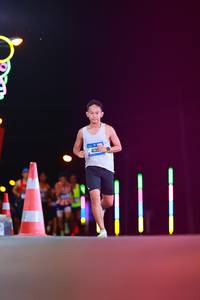 BIB: 4135
                            <button type="button" onclick="openModal(19701851)" class="btn btn-primary btn-sm float-right btn-popup" data-toggle="modal" data-target=".modal-high-quality">
                        <i class="fas fa-shopping-cart"></i> Add to Cart
                    </button>
                                            <button type="button" onclick="isThisMe(19701851, true)" class="btn btn-success btn-sm float-right btn-popup btn-isme hidden" data-toggle="tooltip" data-placement="bottom" title="นี่คือรูปของคุณใช่ไหม คลิกที่นี่เพื่อเอาเข้าอัลบั้ม">
                        <i class="fas fa-plus"></i> Add to album
                    </button>
                    <button type="button" onclick="isThisMe(19701851, false)" class="btn btn-warning btn-sm float-right btn-popup btn-isnotme hidden">
                        <i class="fas fa-ban"></i> Remove from album
                    </button>