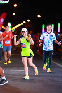 BIB: 4509
                            <button type="button" onclick="openModal(19770626)" class="btn btn-primary btn-sm float-right btn-popup" data-toggle="modal" data-target=".modal-high-quality">
                        <i class="fas fa-shopping-cart"></i> Add to Cart
                    </button>
                                            <button type="button" onclick="isThisMe(19770626, true)" class="btn btn-success btn-sm float-right btn-popup btn-isme hidden" data-toggle="tooltip" data-placement="bottom" title="นี่คือรูปของคุณใช่ไหม คลิกที่นี่เพื่อเอาเข้าอัลบั้ม">
                        <i class="fas fa-plus"></i> Add to album
                    </button>
                    <button type="button" onclick="isThisMe(19770626, false)" class="btn btn-warning btn-sm float-right btn-popup btn-isnotme hidden">
                        <i class="fas fa-ban"></i> Remove from album
                    </button>