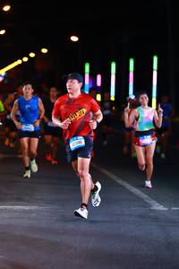 BIB: 91000
                            <button type="button" onclick="openModal(19725568)" class="btn btn-primary btn-sm float-right btn-popup" data-toggle="modal" data-target=".modal-high-quality">
                        <i class="fas fa-shopping-cart"></i> Add to Cart
                    </button>
                                            <button type="button" onclick="isThisMe(19725568, true)" class="btn btn-success btn-sm float-right btn-popup btn-isme hidden" data-toggle="tooltip" data-placement="bottom" title="นี่คือรูปของคุณใช่ไหม คลิกที่นี่เพื่อเอาเข้าอัลบั้ม">
                        <i class="fas fa-plus"></i> Add to album
                    </button>
                    <button type="button" onclick="isThisMe(19725568, false)" class="btn btn-warning btn-sm float-right btn-popup btn-isnotme hidden">
                        <i class="fas fa-ban"></i> Remove from album
                    </button>