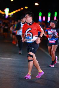 BIB: 42922
                            <button type="button" onclick="openModal(19728432)" class="btn btn-primary btn-sm float-right btn-popup" data-toggle="modal" data-target=".modal-high-quality">
                        <i class="fas fa-shopping-cart"></i> Add to Cart
                    </button>
                                            <button type="button" onclick="isThisMe(19728432, true)" class="btn btn-success btn-sm float-right btn-popup btn-isme hidden" data-toggle="tooltip" data-placement="bottom" title="นี่คือรูปของคุณใช่ไหม คลิกที่นี่เพื่อเอาเข้าอัลบั้ม">
                        <i class="fas fa-plus"></i> Add to album
                    </button>
                    <button type="button" onclick="isThisMe(19728432, false)" class="btn btn-warning btn-sm float-right btn-popup btn-isnotme hidden">
                        <i class="fas fa-ban"></i> Remove from album
                    </button>